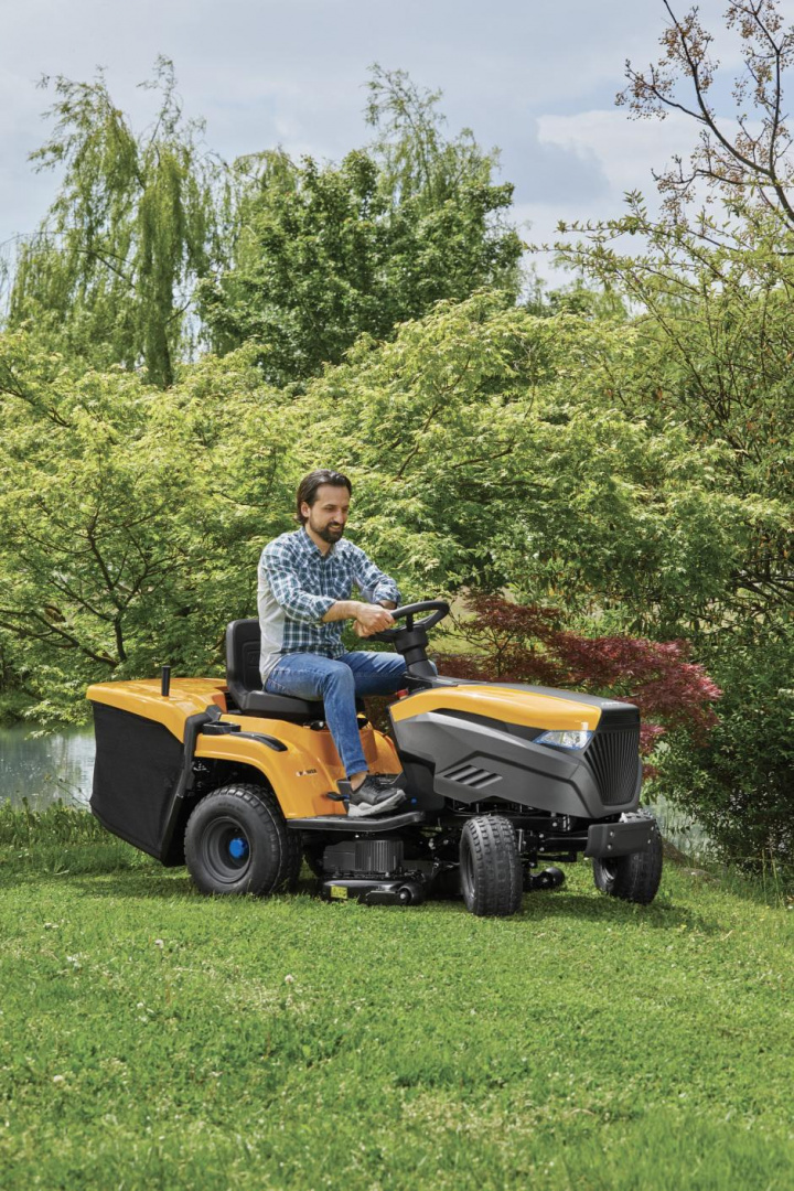 Traktor akumulatorowy Estate 584e Traktor akumulatorowy Estate 584e