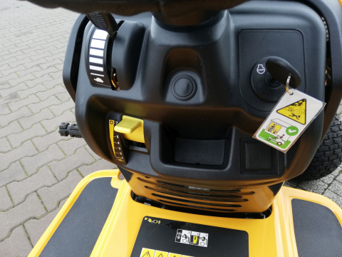 Traktorek kosiarka CubCadet LT1 NR92