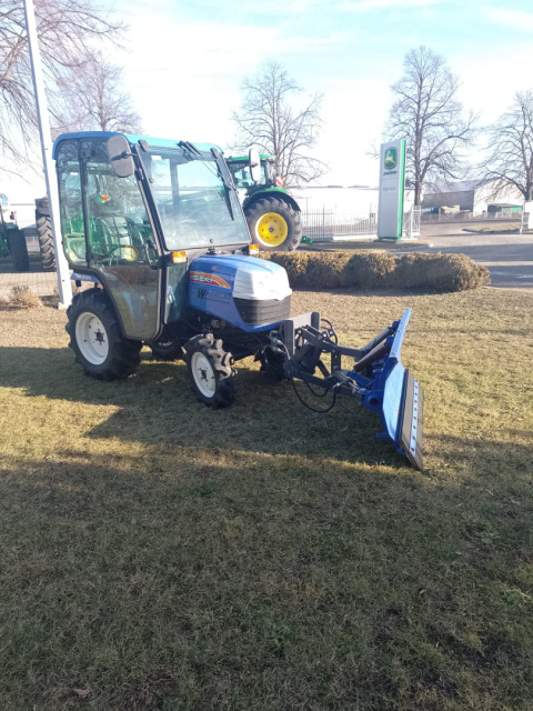 ISEKI TM3185 - 18 KM, kabina Mauser. pług, solarka - stan IGŁA, minimalny przebieg