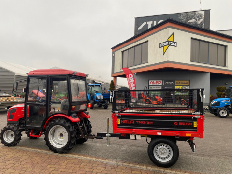 Massey Fergusson 6028 z kabiną i przyczepką Metal-Fach