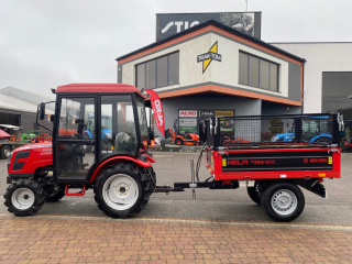 Massey Fergusson 6028 z kabiną i przyczepką Metal-Fach