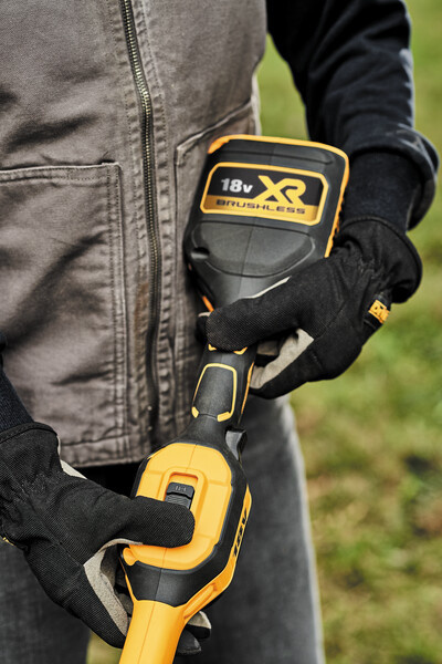 DeWALT Akumulatorowa podkaszarka do trawy 1x5 Ah