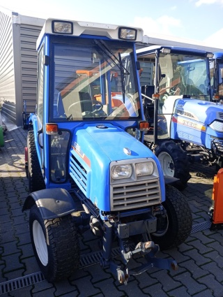 Ciągnik Iseki 3135A