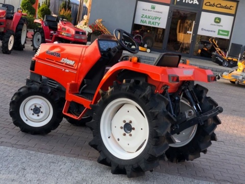 Ciągnik Kubota Saturn X24