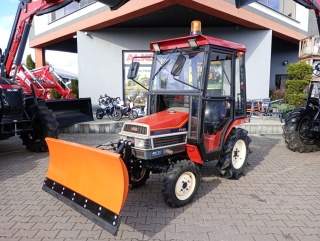 Ciągnik Yanmar F145