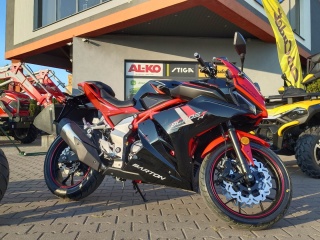 Motocykl Barton Blade-R