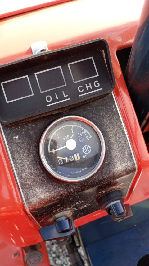 Ciągnik Kubota B8200