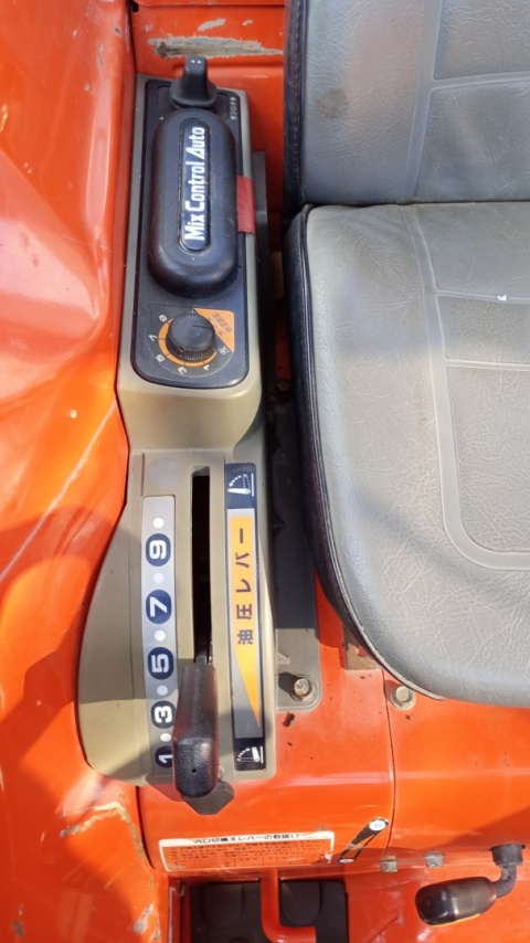 Ciągnik Kubota Grandel Gl 240 Z Kabiną