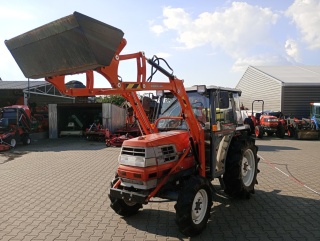 Ciągnik Kubota GL-29 z Kabiną i Ładowaczem