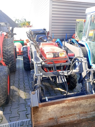 Ciągnik Kubota B2150 HD