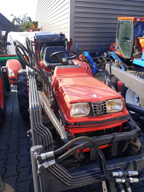Ciągnik Kubota B2150 HD