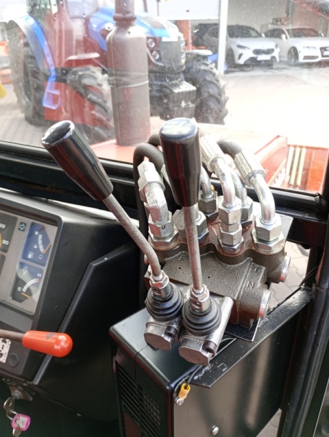 Ciągnik Yanmar FX28D