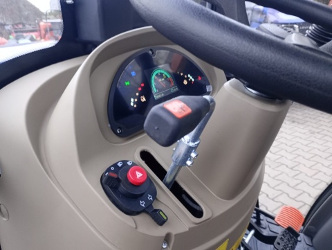 Ciągnik rolniczy LOVOL M404 - 40 KM