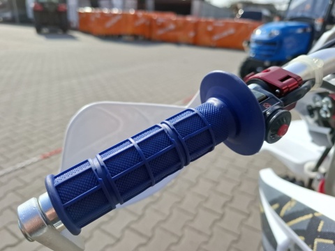 Cross Barton NXT 300