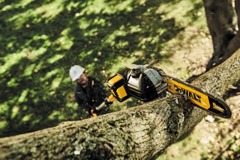 DeWALT Akumulatorowa pilarka na wysięgniku 1x5Ah DCMPS567P1-QW