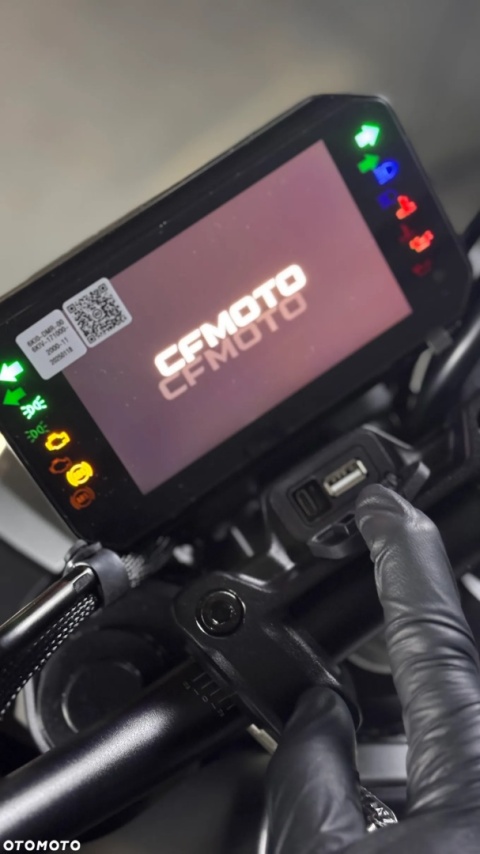 Motocykl CFMOTO 125NK