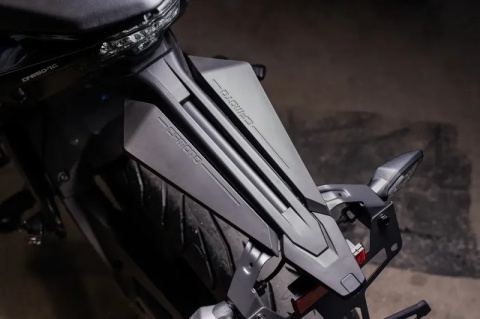 Motocykl CFMOTO 650 NK