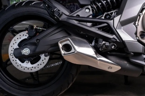 Motocykl CFMOTO 650 NK