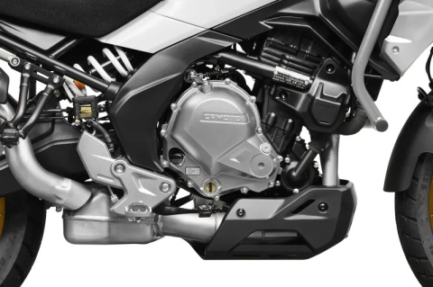 Motocykl CFMOTO 700 MT 2025