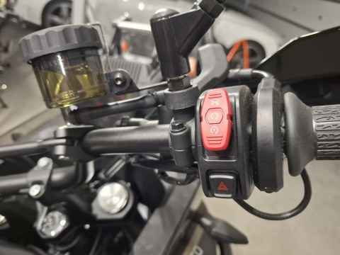 Motocykl CFMOTO 700 MT 2025