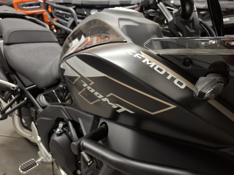Motocykl CFMOTO 700 MT 2025