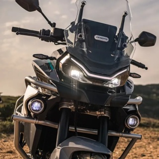 Motocykl CFMOTO 800 MT Touring