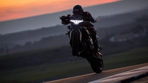 Motocykl CFMOTO 800 NK Advanced