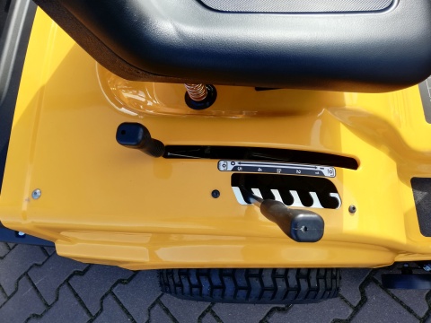 Traktorek kosiarka CubCadet LT2 NR92