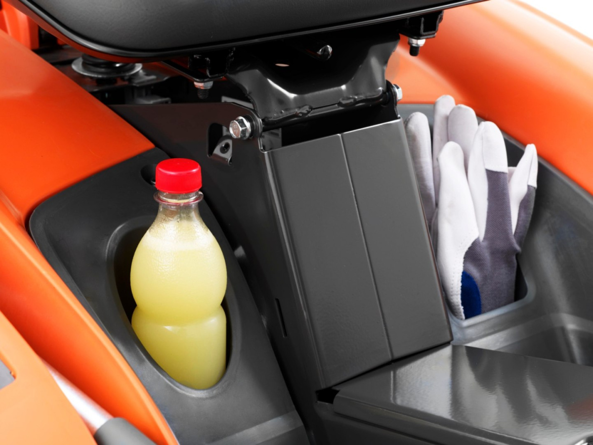 Husqvarna R 214TC Husqvarna R 214TC
