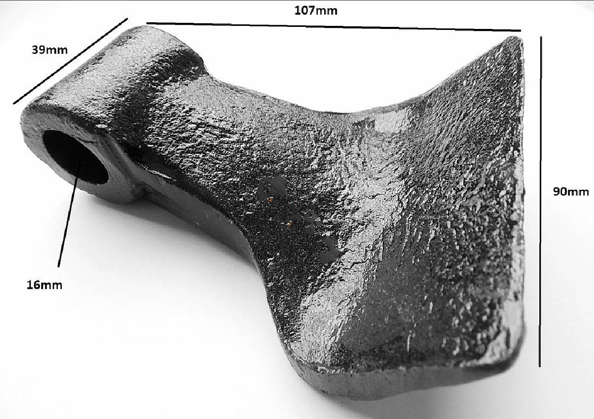 Młotek do kosiarki bijakowej fi 16mm - 700 g Młotek do kosiarki bijakowej fi 16mm - 700 g