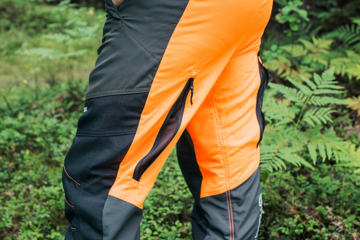 Husqvarna Spodnie ochronne Functional 20A - rozmiar 48 Husqvarna Spodnie ochronne Functional 20A - rozmiar 48