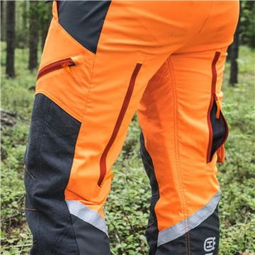 Spodnie ochronne Technical - ogrodnicznki - XL (56/60, - 5 cm)