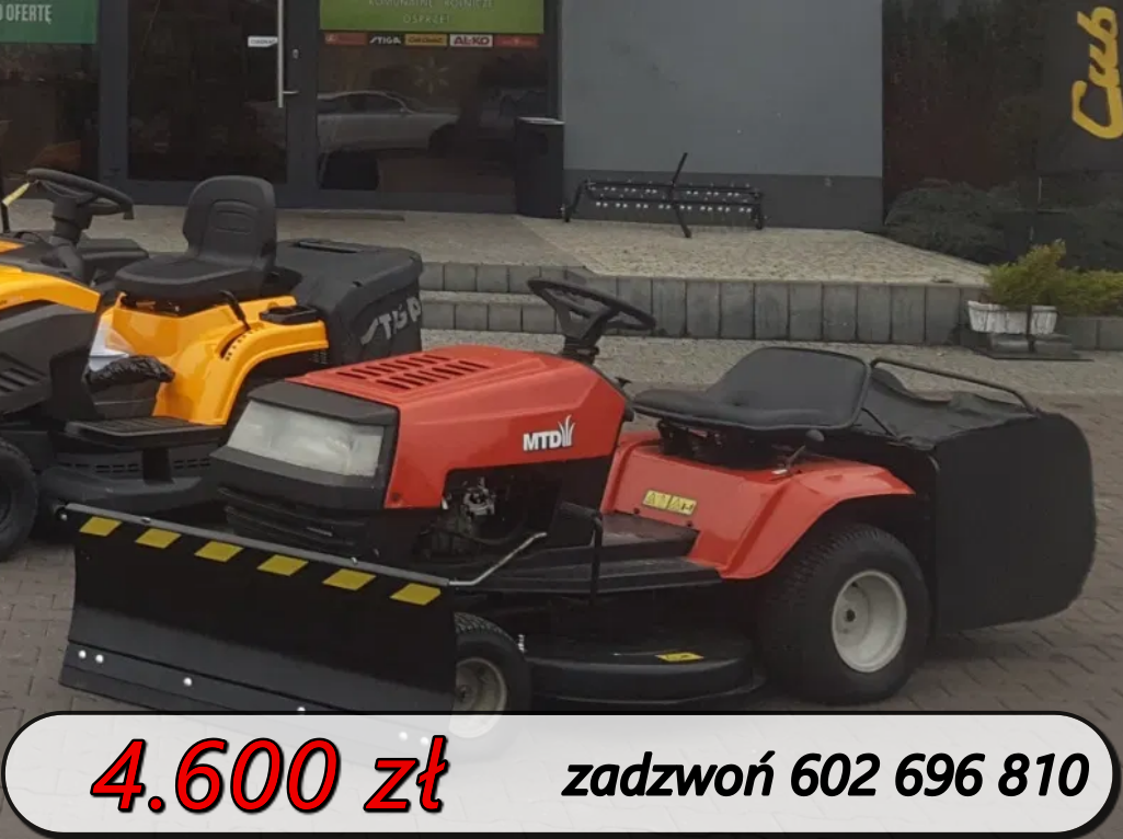 Kosiarka traktor ogrodowy MTD pług śnieżny