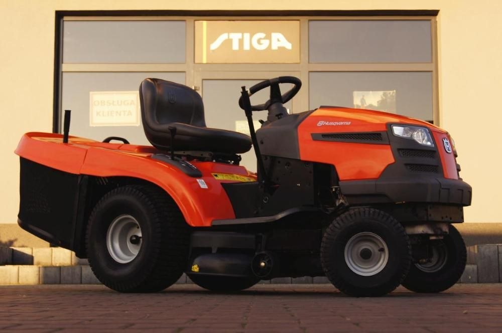 Kosiarka traktorek HUSQVARNA CTH 191+pług śnieżny,jak nowa, gwarancja Radomsko - image 1