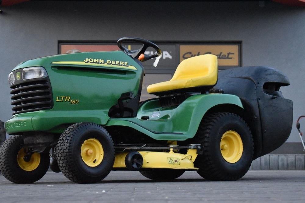 Kosiarka traktorek ogrodowy John Deere LTR 180 Kawasaki V2 17KM 105cm Radomsko - image 1