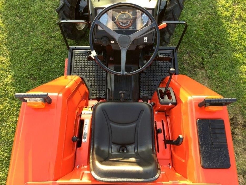 Traktor ciągnik YANMAR FX20D 20KM, wspomaganie, 4x4, stan idealny Radomsko - image 1