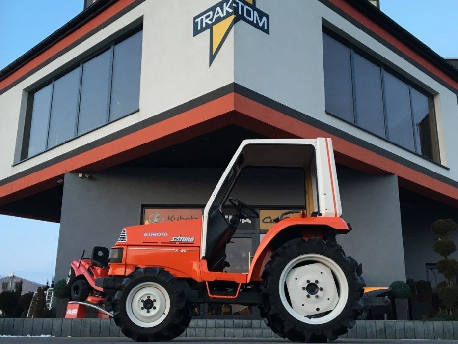 MiniTraktorek sadowniczy KUBOTA SATURN X-20 Kabina 4x4 20 KM wspomag. Radomsko - image 1