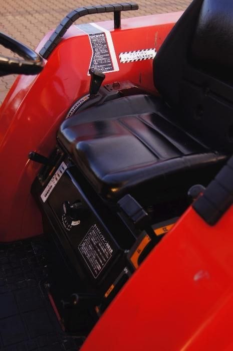 Traktorek ogrodowy MITSUBISHI MT25 4cylindry,wspomaganie,rewers,kubota Radomsko - image 1