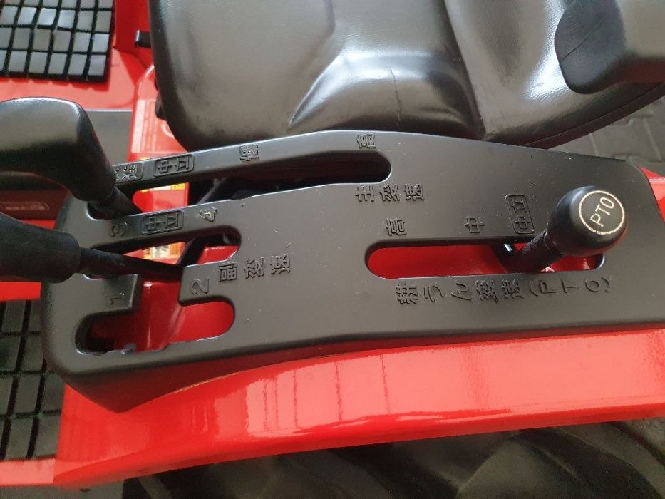 Traktorek japoński do przyczepy z wywrotem Mitsubishi MT155 15KM 4x4 Radomsko - image 1