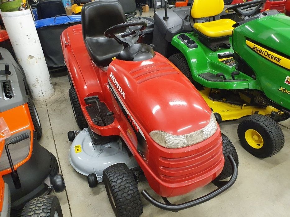 Traktor ogrodowy kosiarka Honda 2620 hydrostat 20 KM 2 cylindry 122 cm Radomsko - image 1