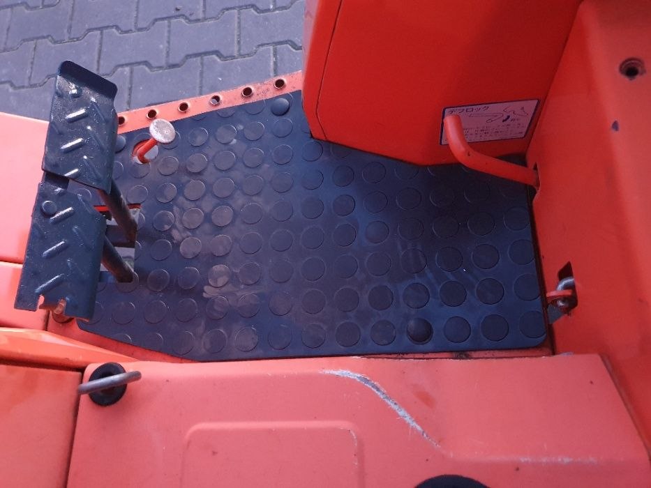 Traktor ogrodowy Kubota Sunshine L1-22 Monroematic 4WD 22KM rewers PTO Radomsko - image 1